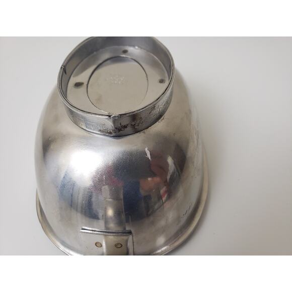 THC Korea Stainless Steel Gravy Sauce Dish Crosshatch Pattern # 44-1541 - Picture 7 of 10